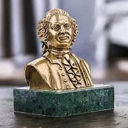 Бюст «Ломоносов М.В.» со змеевиком — фотография 1
